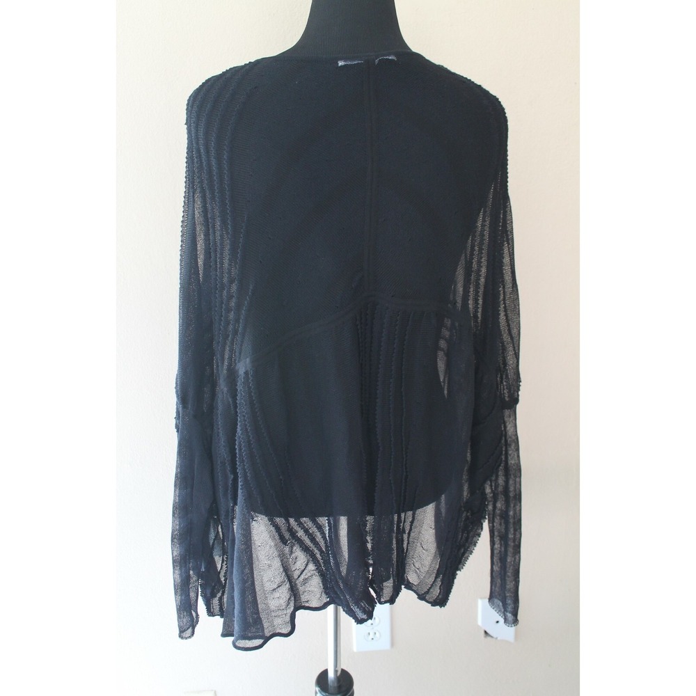 Les Copains‎ Womens Black Scoop Neck Ruffle Button Down Sweater sz S YJ01 - Picture 6 of 6